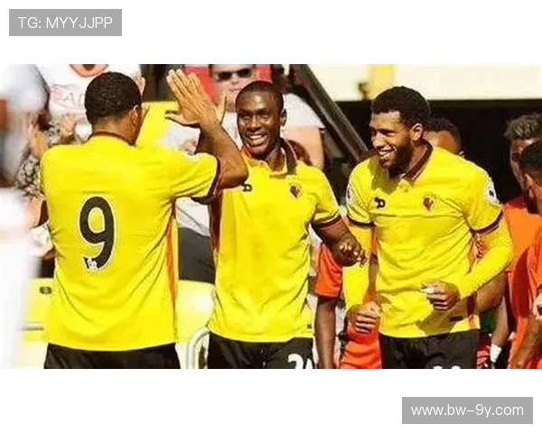 围绕光谷足球比赛回放深度呈现激动人心赛场精彩瞬间全景解析报道